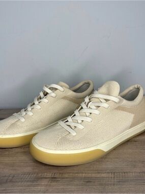 Rothy's Men's Low-Top Knit Sneakers in Cream with Gum Sole